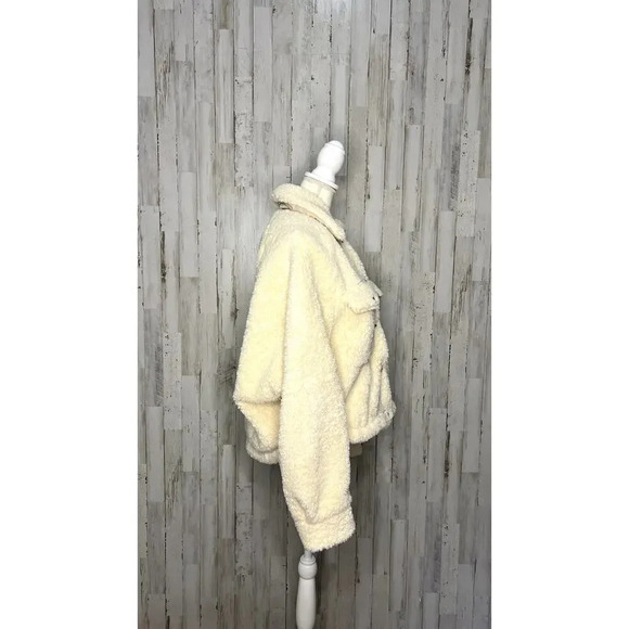 We The Free Teddy Swing Jacket Ivory Size M Cropped Button Front Cozy Casual - Picture 3 of 6